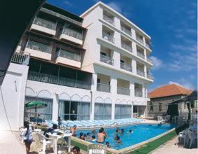 Le Crillon Hotel Brummana Bagian luar foto