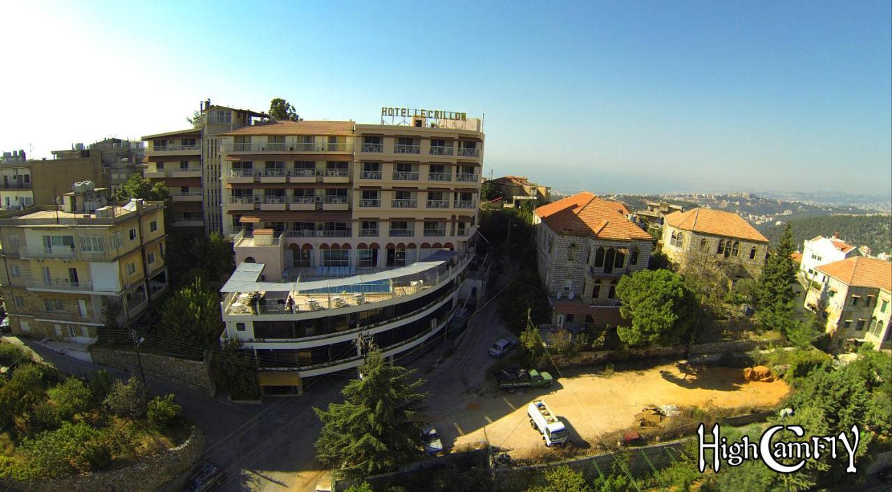 Le Crillon Hotel Brummana Bagian luar foto